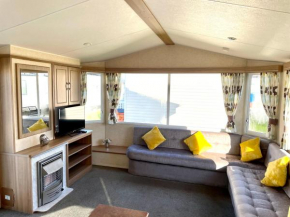 Modern 3 bed (8 berth) Caravan with decking area.